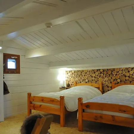 Nyaraló Au Nid D'houyet *