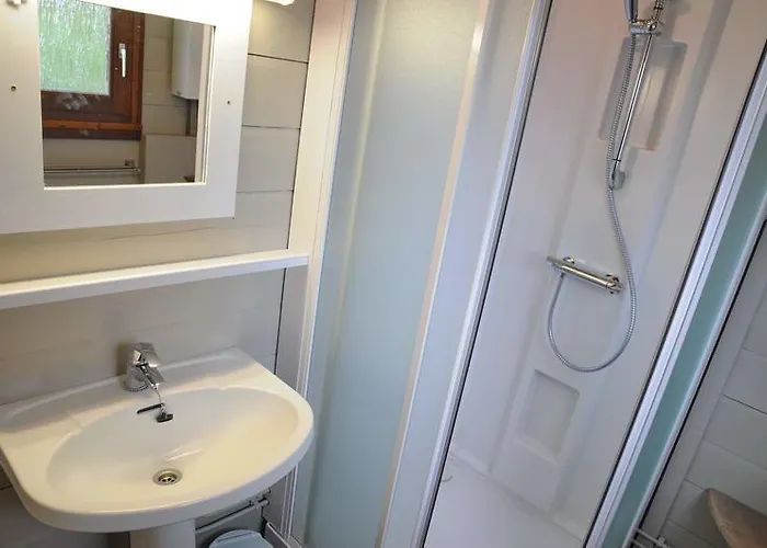 Au Nid D'houyet * Hour